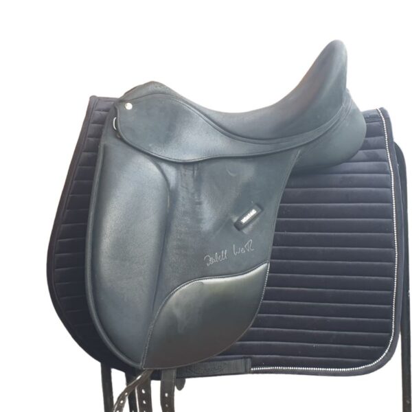 16.5Silla de doma ADJ Isabell Werth Wintec negra